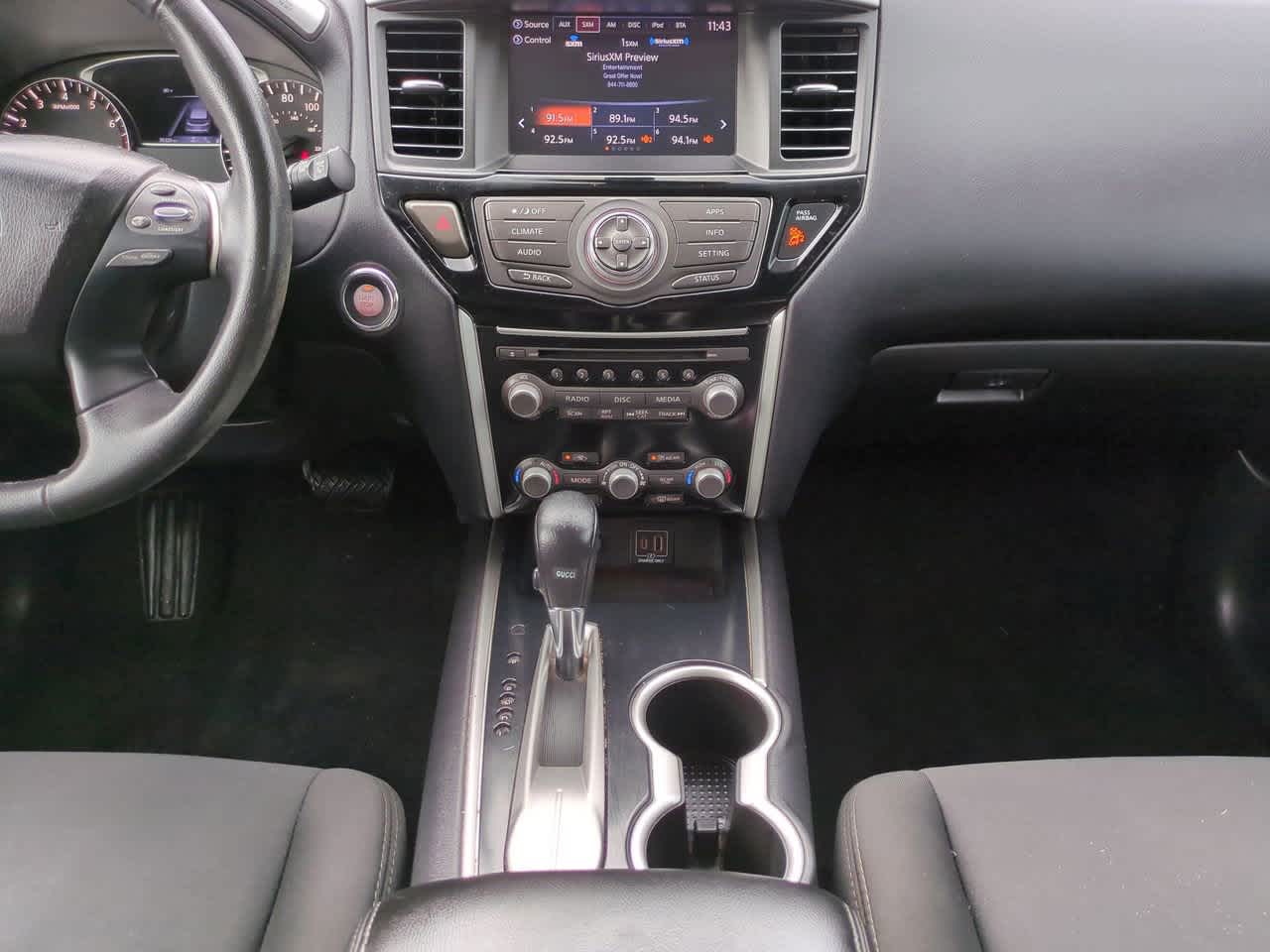 Thumbnail: 2020 Nissan Pathfinder - 18