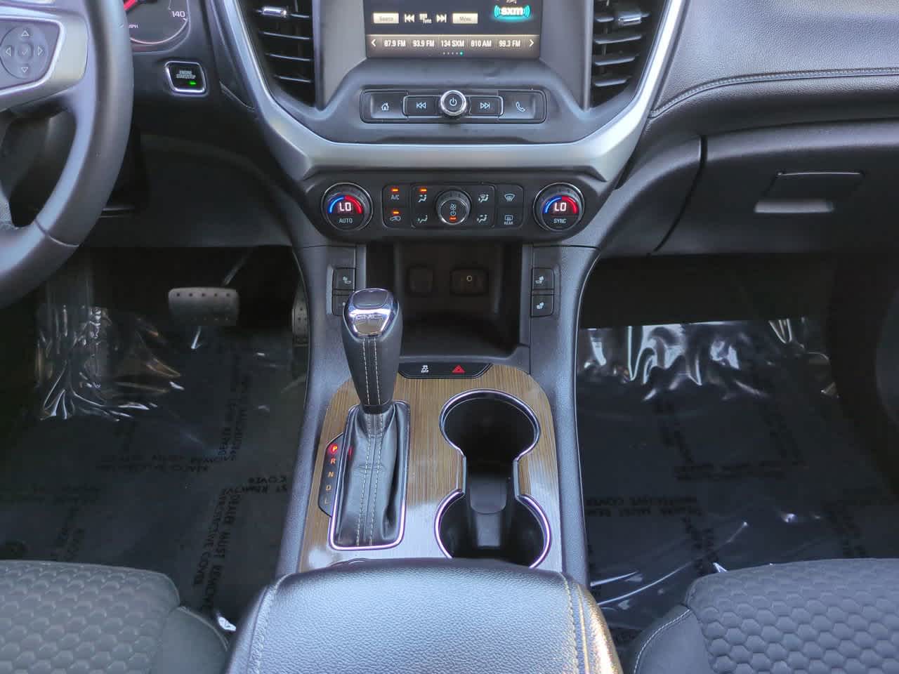 Thumbnail: 2017 GMC Acadia - 19