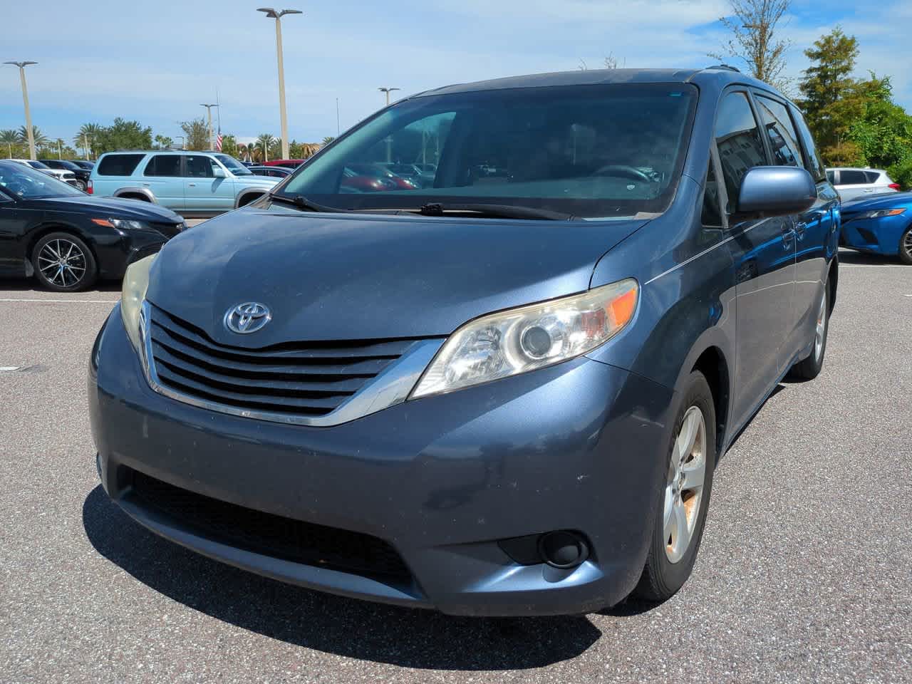 Thumbnail: 2015 Toyota Sienna - 2