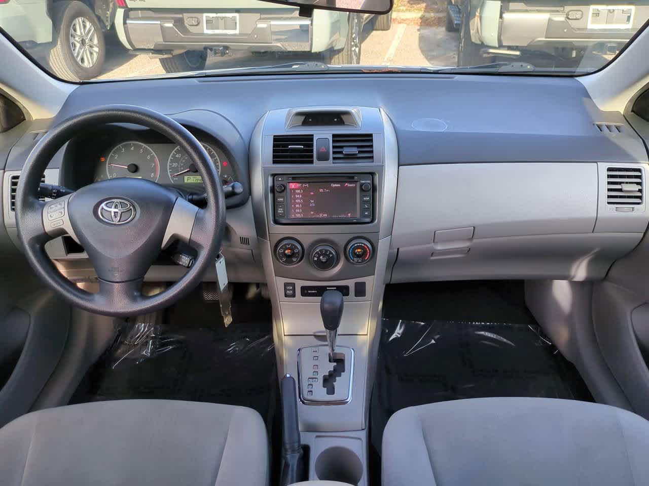 Thumbnail: 2013 Toyota Corolla - 14