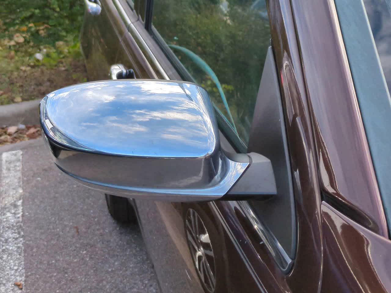 Thumbnail: 2012 Chrysler 200 - 10