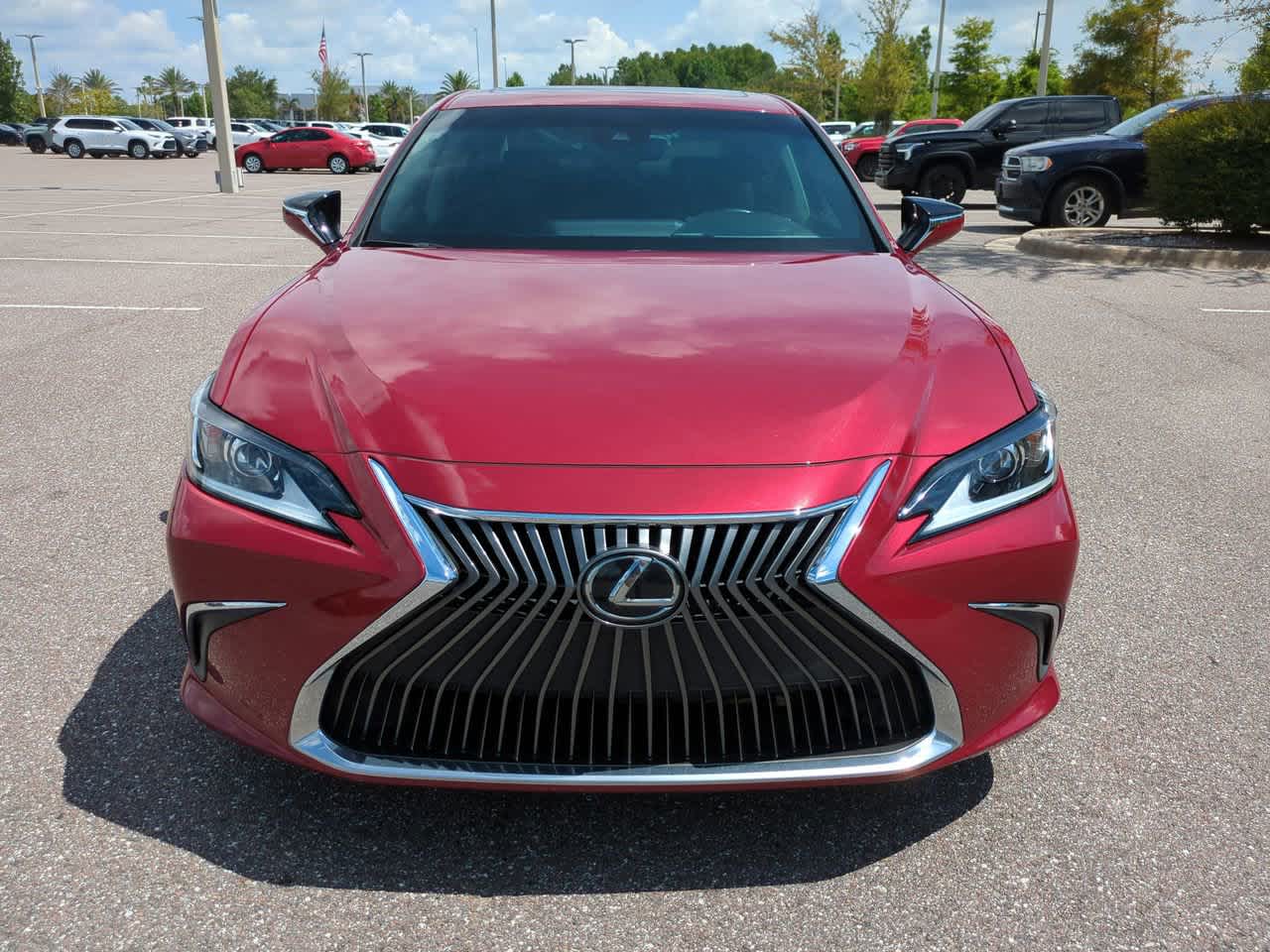 Thumbnail: 2019 Lexus ES - 9