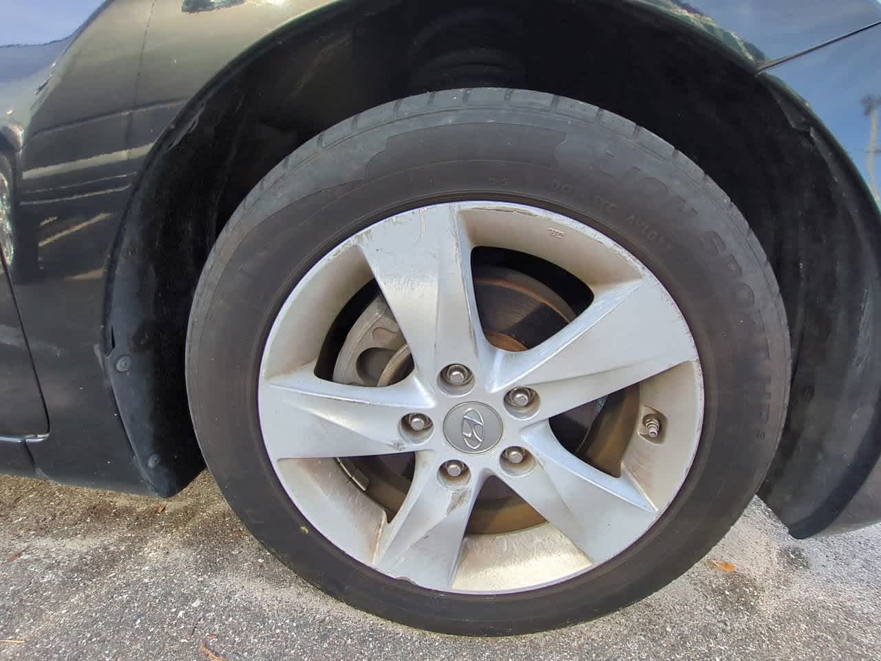 Thumbnail: 2012 Hyundai Elantra - 9