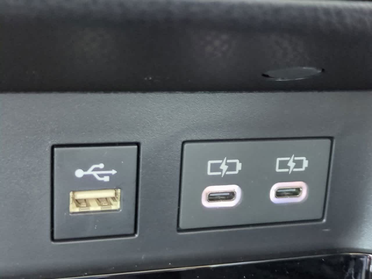 Thumbnail: 2025 Toyota Camry - 20