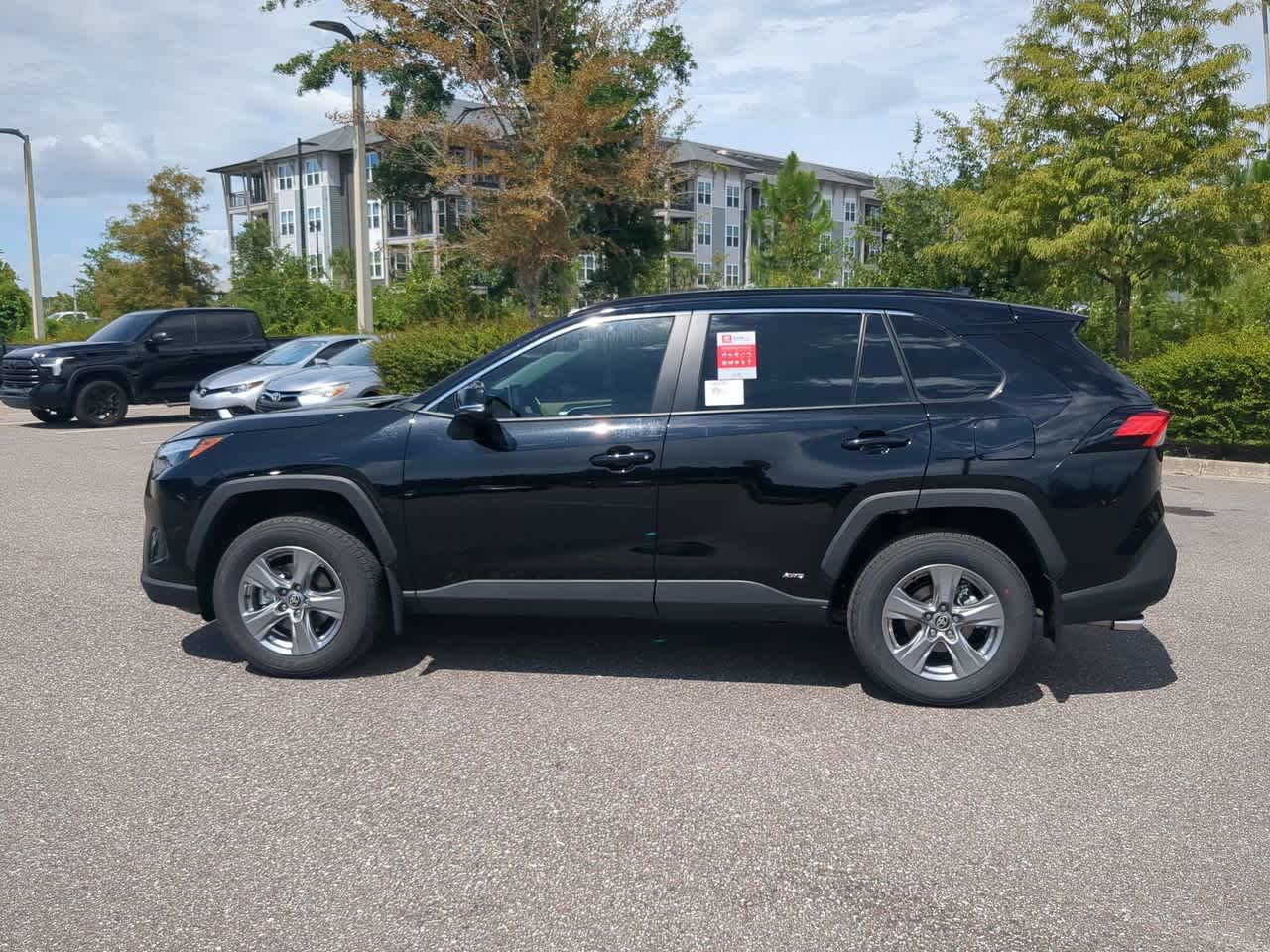 Thumbnail: 2025 Toyota RAV4 - 3