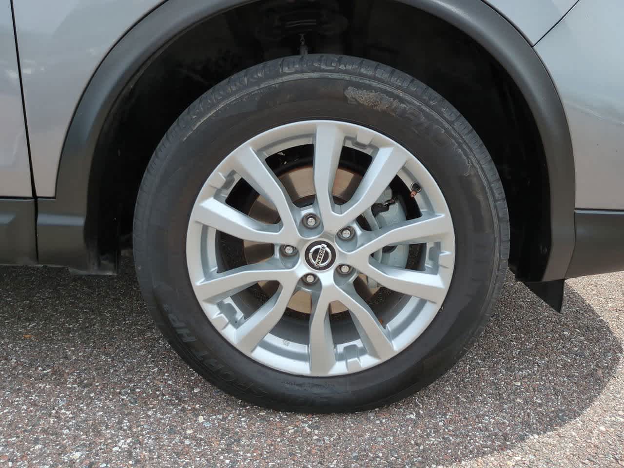 Thumbnail: 2021 Nissan Rogue Sport - 11