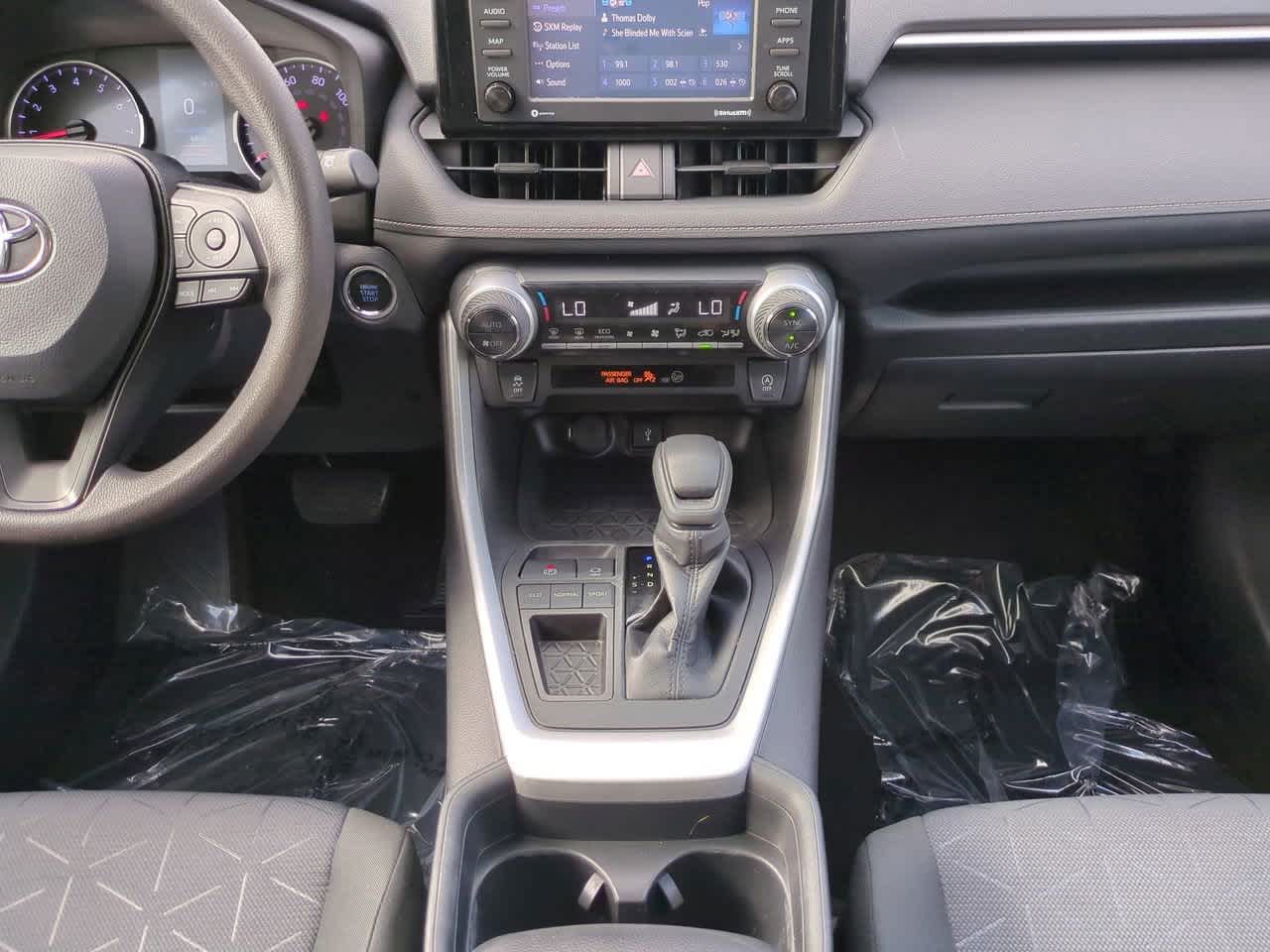 Thumbnail: 2020 Toyota RAV4 - 18