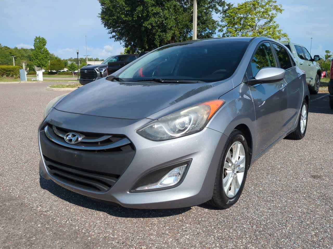 Thumbnail: 2014 Hyundai Elantra - 2