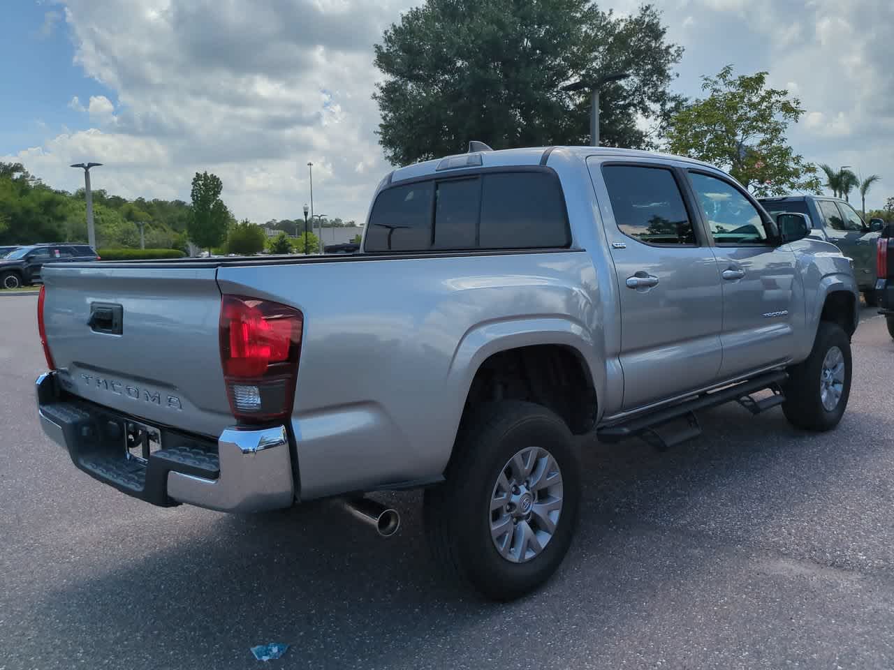 Thumbnail: 2020 Toyota Tacoma - 6