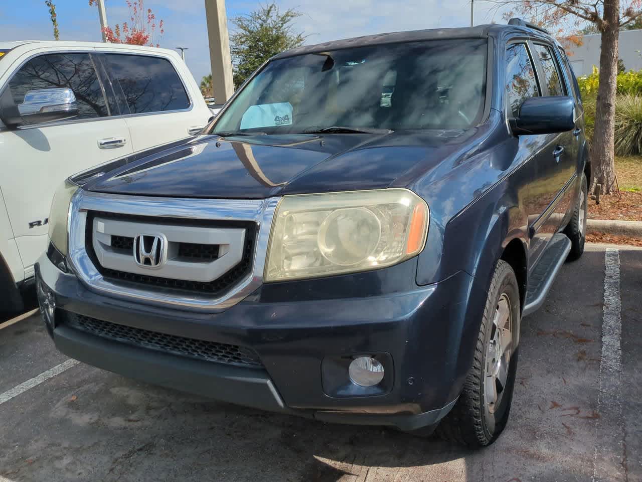 Thumbnail: 2011 Honda Pilot - 2