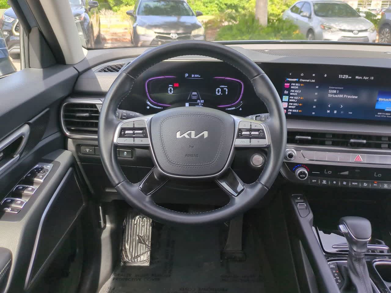 Thumbnail: 2025 Kia Telluride - 16