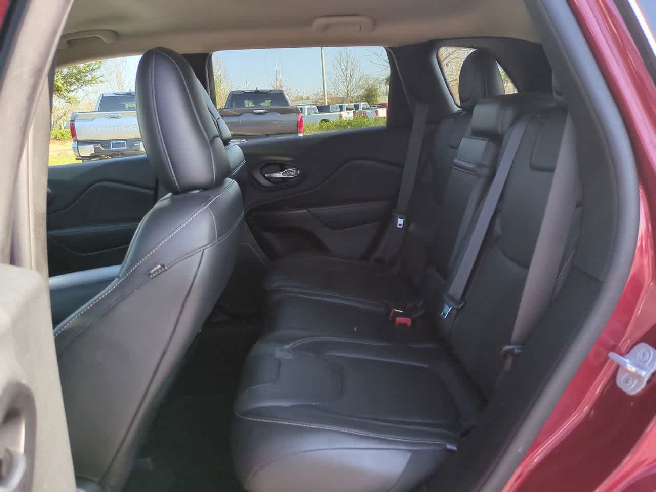 Thumbnail: 2014 Jeep Cherokee - 13