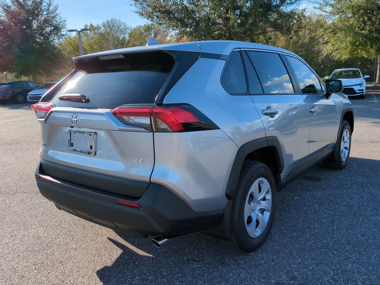 Thumbnail: 2025 Toyota RAV4 - 6