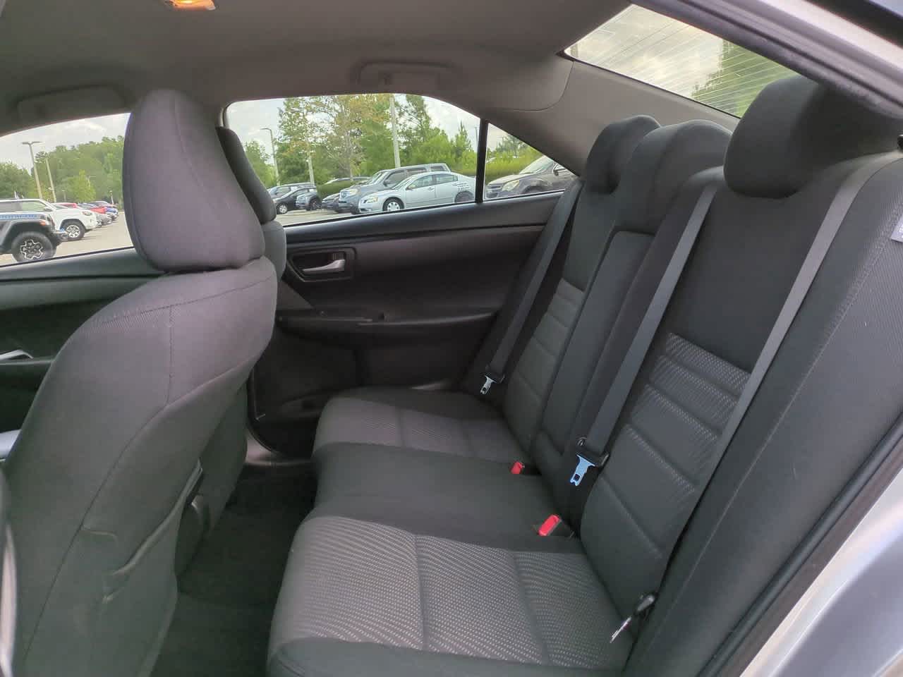 Thumbnail: 2015 Toyota Camry - 13