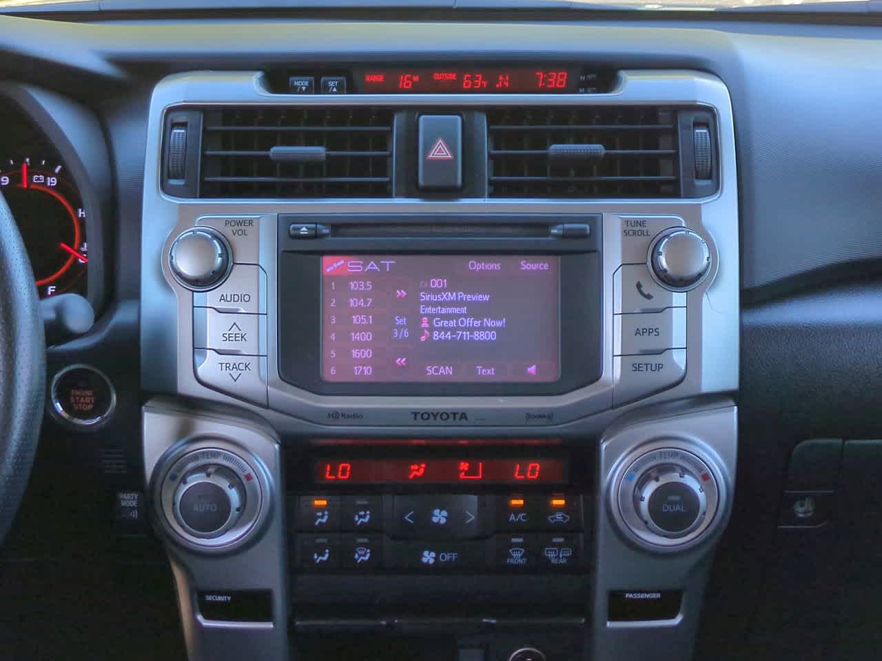 Thumbnail: 2012 Toyota 4Runner - 17