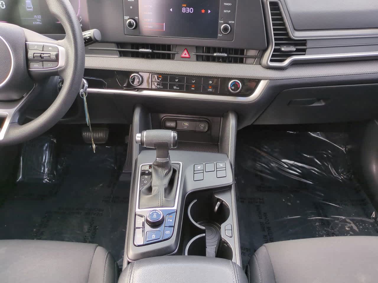 Thumbnail: 2023 Kia Sportage - 18