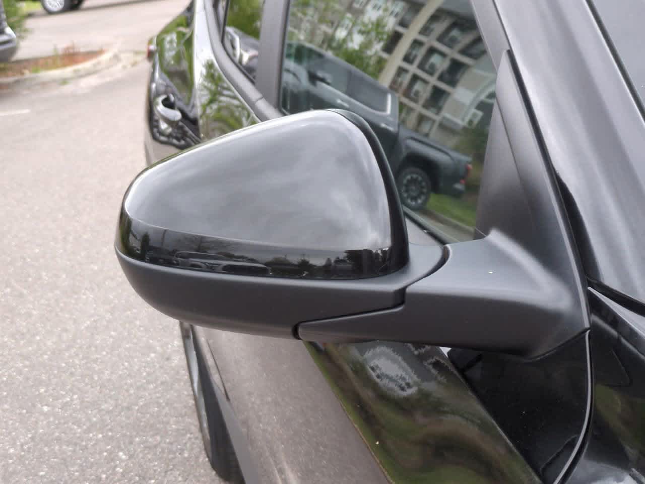 Thumbnail: 2025 Chevrolet Trax - 12