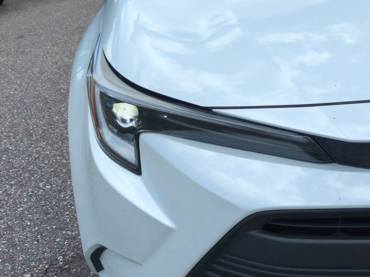 Thumbnail: 2024 Toyota Corolla - 10