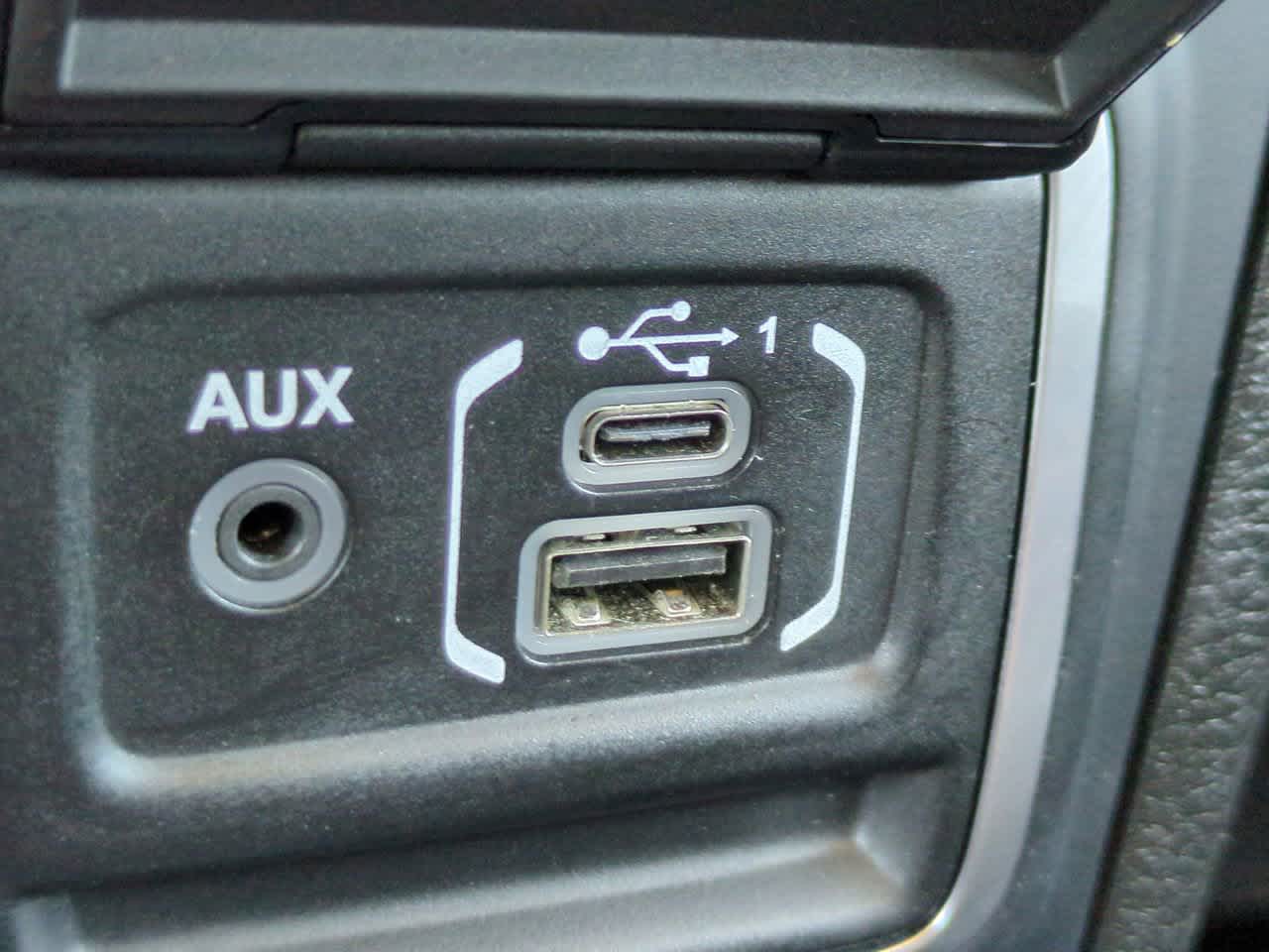 Thumbnail: 2024 Jeep Wrangler - 20