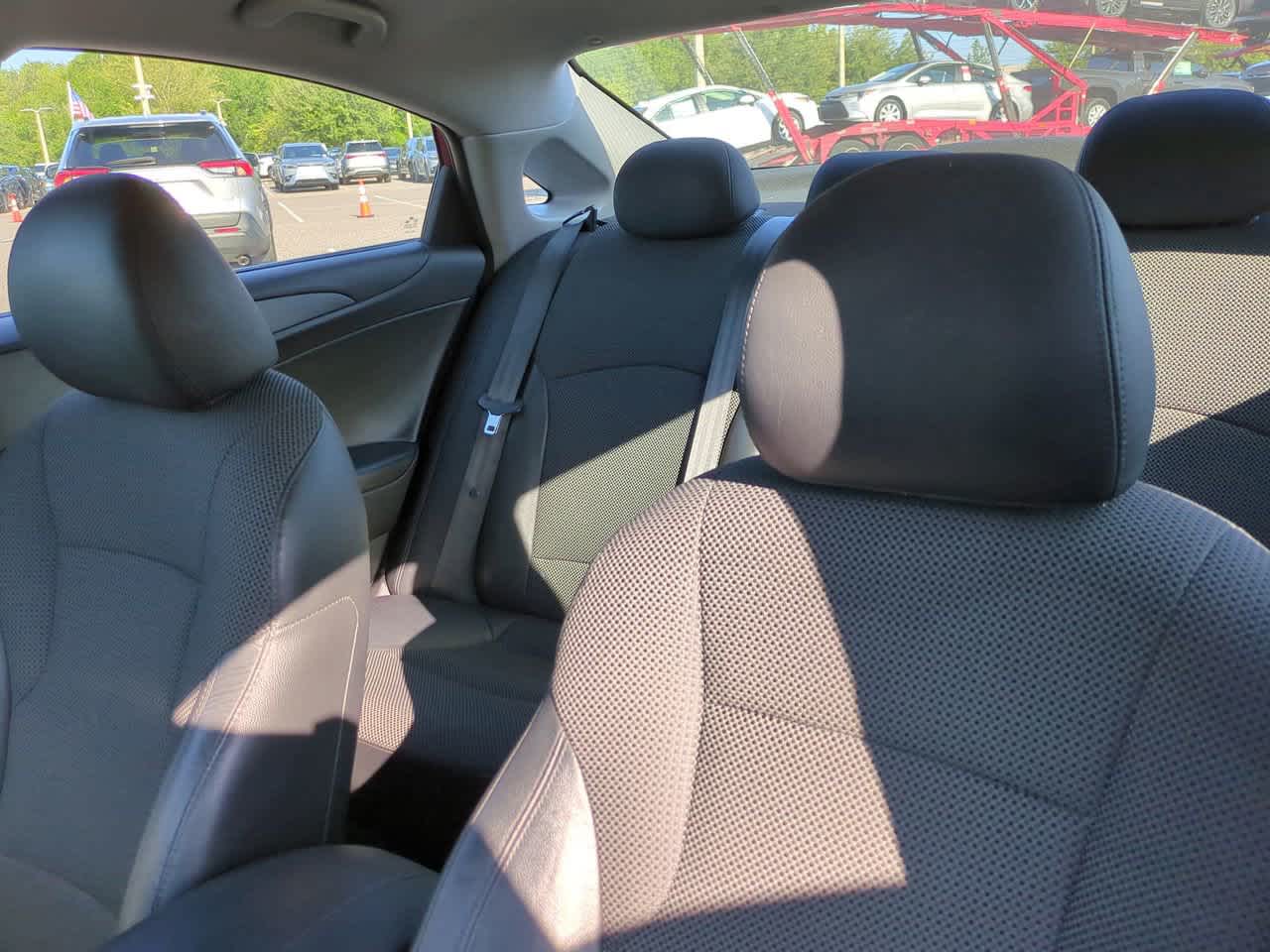 Thumbnail: 2011 Hyundai Sonata - 8