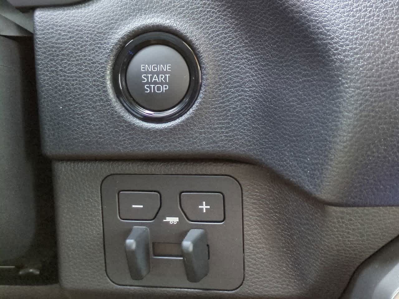 Thumbnail: 2025 Toyota Tundra - 26