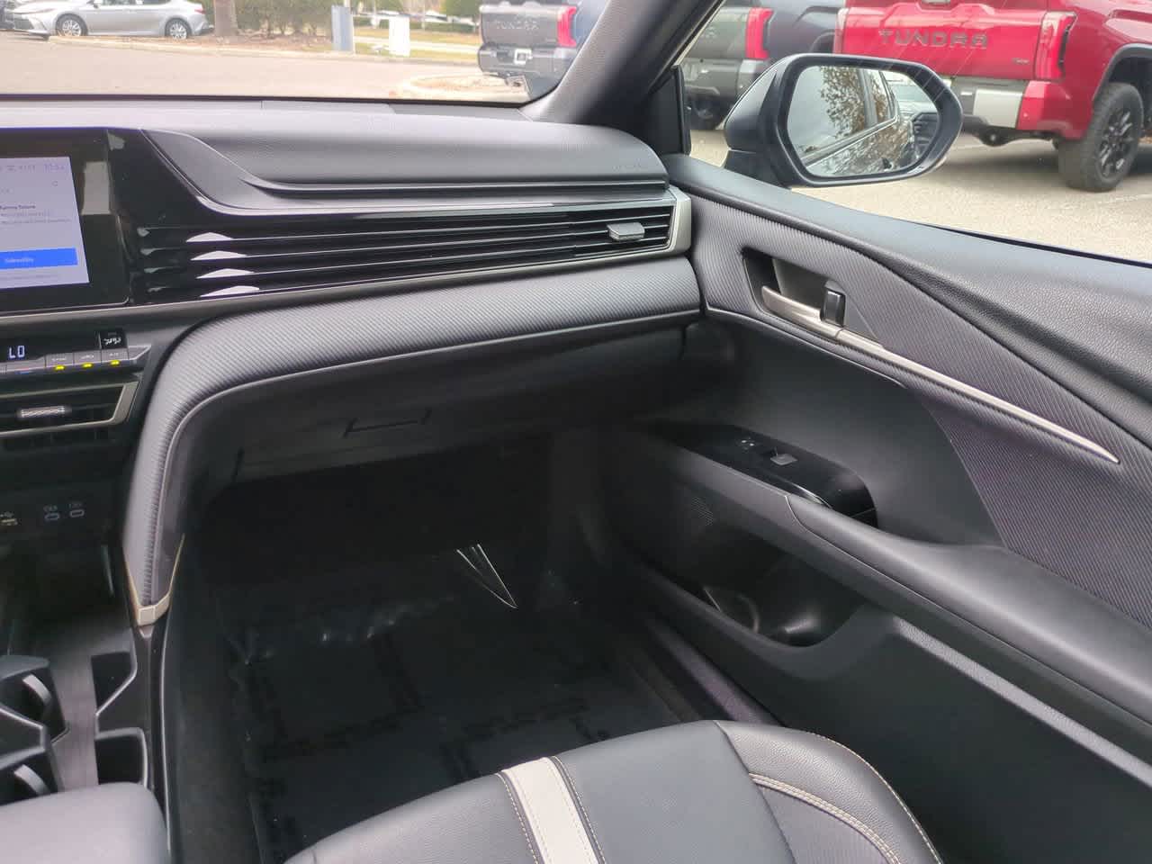 Thumbnail: 2025 Toyota Camry - 16