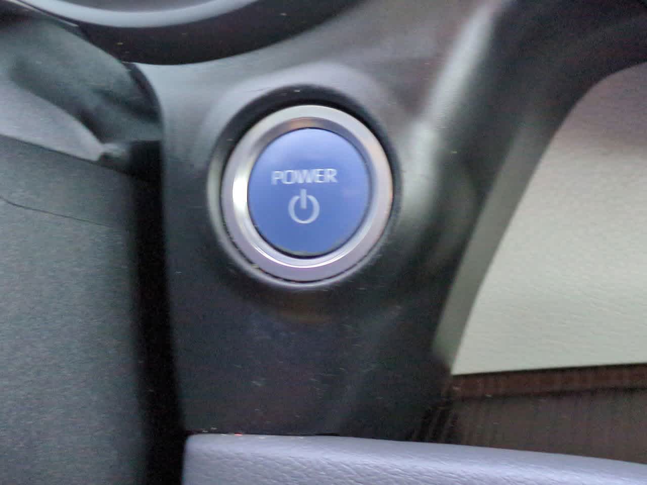 Thumbnail: 2021 Toyota Sienna - 25