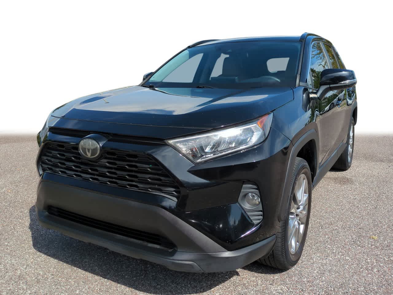Thumbnail: 2019 Toyota RAV4 - 1