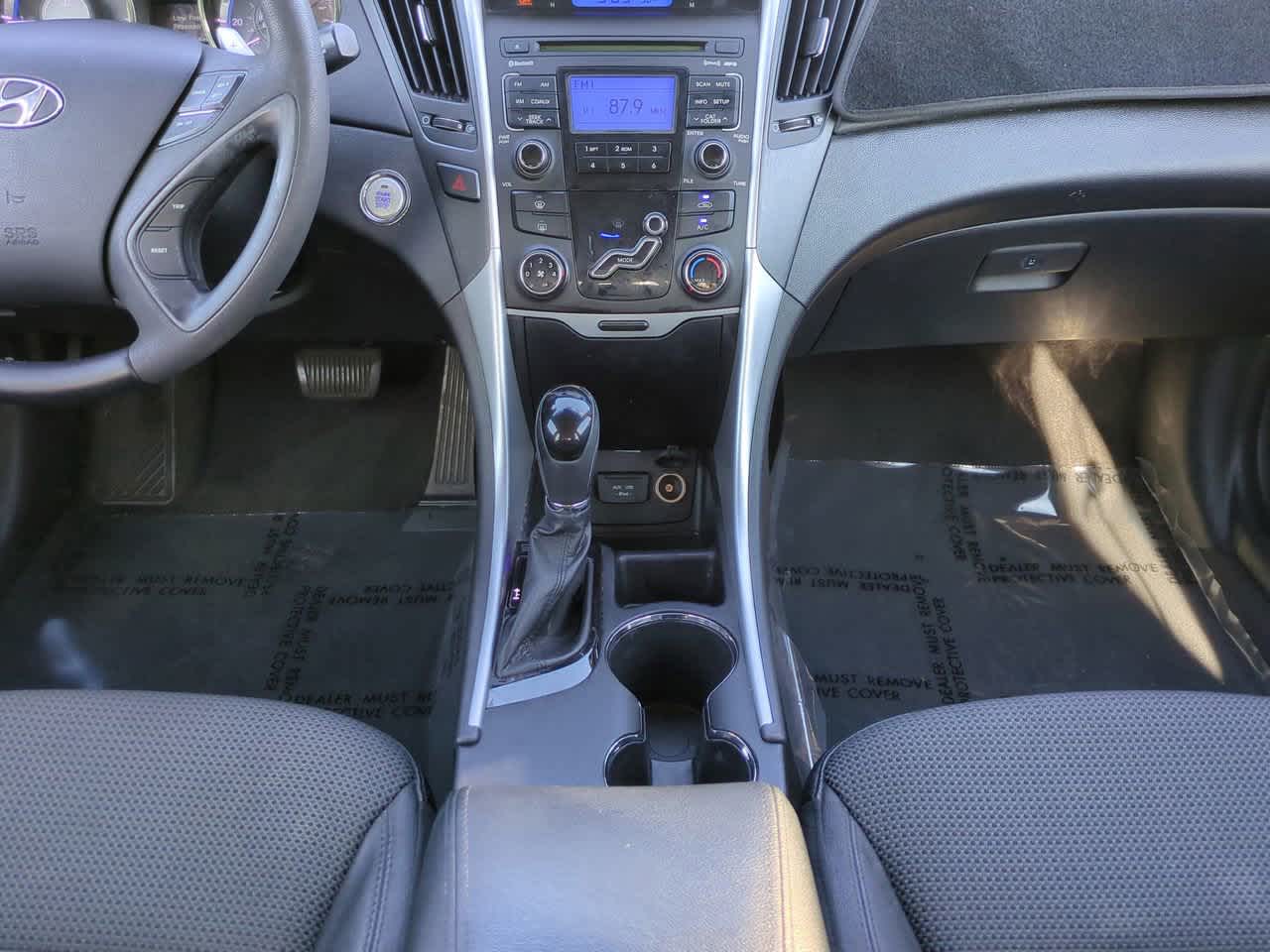 Thumbnail: 2011 Hyundai Sonata - 18