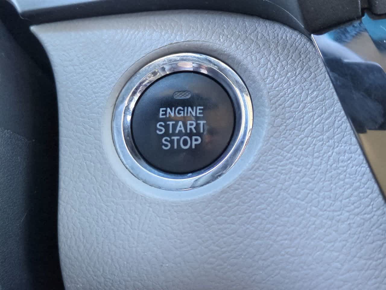 Thumbnail: 2017 Toyota Sienna - 29