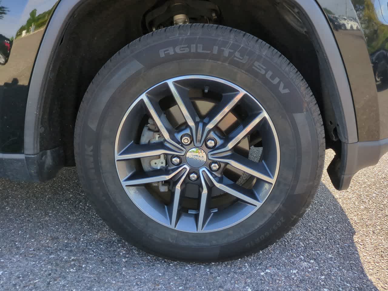 Thumbnail: 2018 Jeep Grand Cherokee - 11