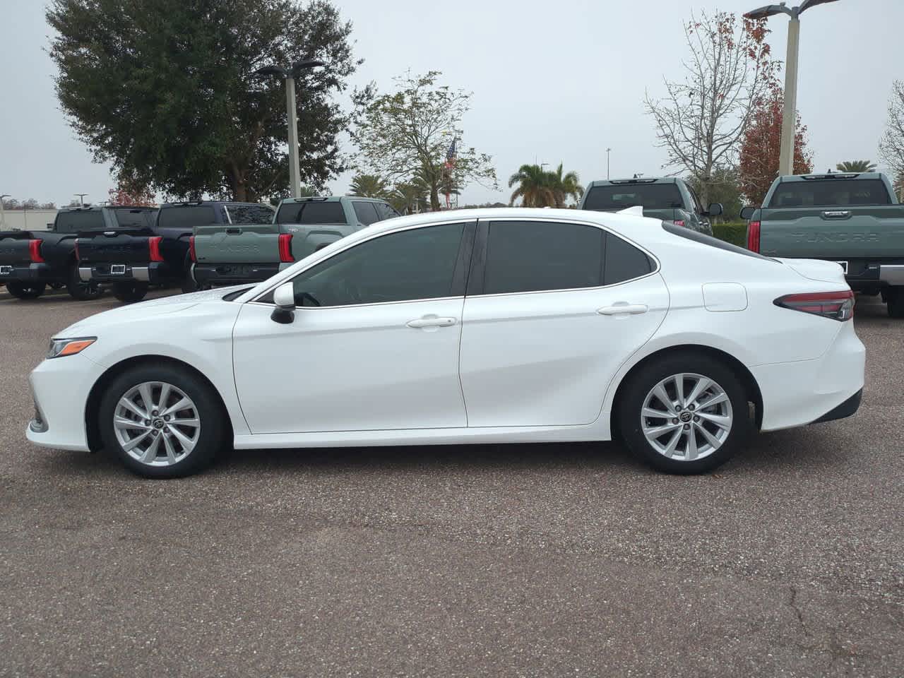 Thumbnail: 2022 Toyota Camry - 3