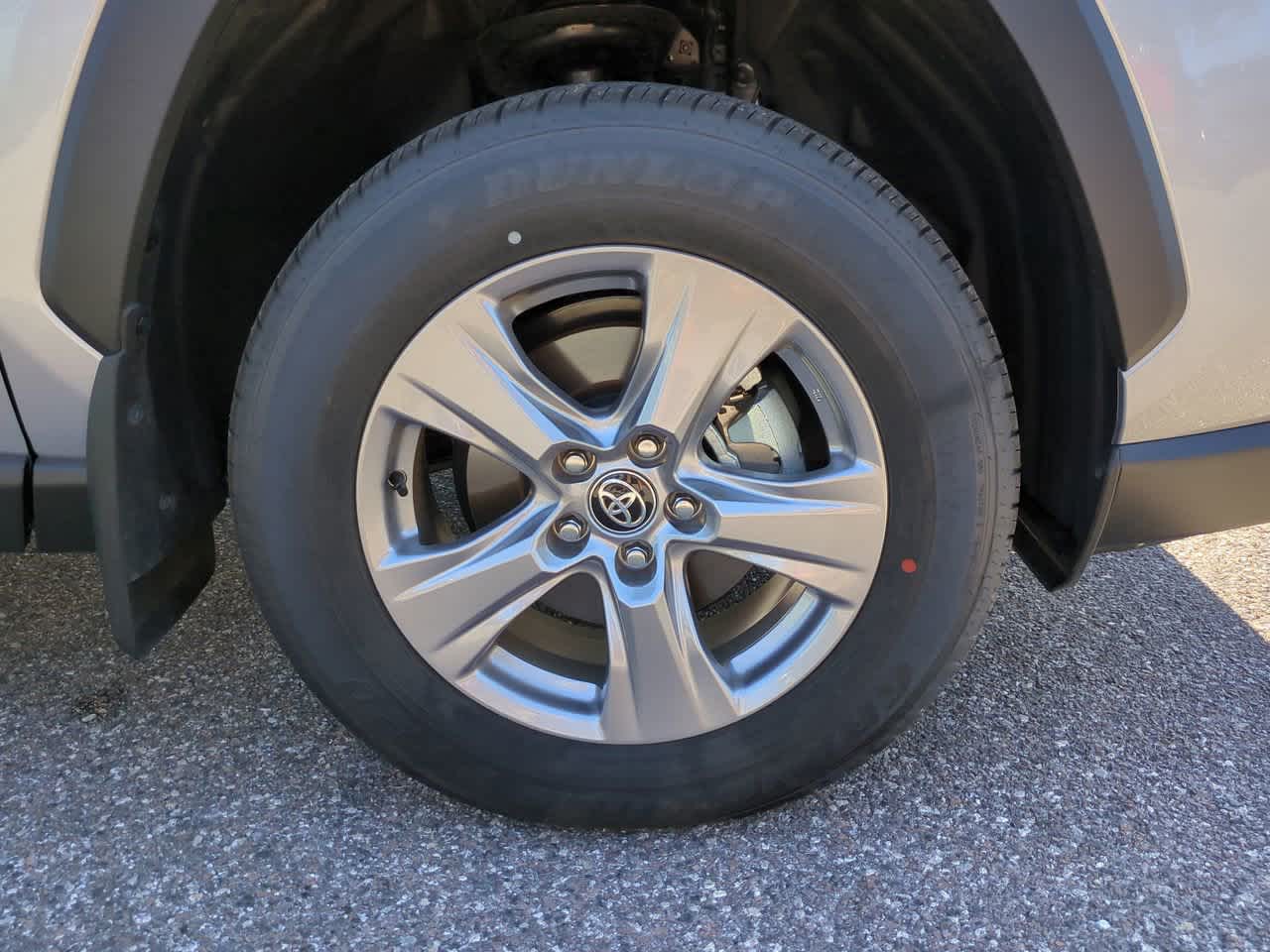 Thumbnail: 2025 Toyota RAV4 - 11