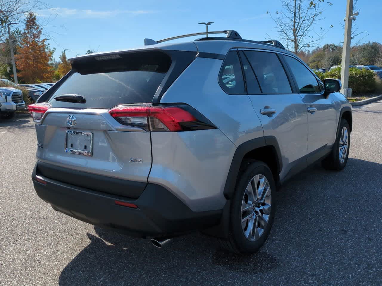 Thumbnail: 2025 Toyota RAV4 - 6