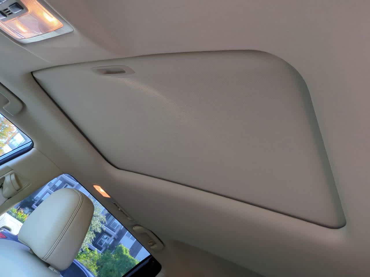 Thumbnail: 2015 Toyota Highlander - 19