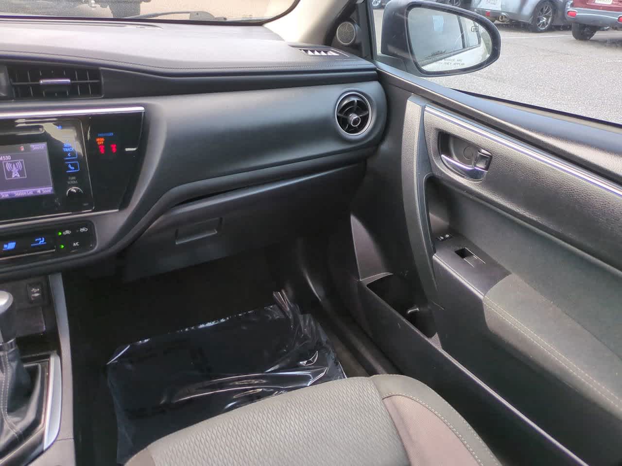 Thumbnail: 2018 Toyota Corolla - 15