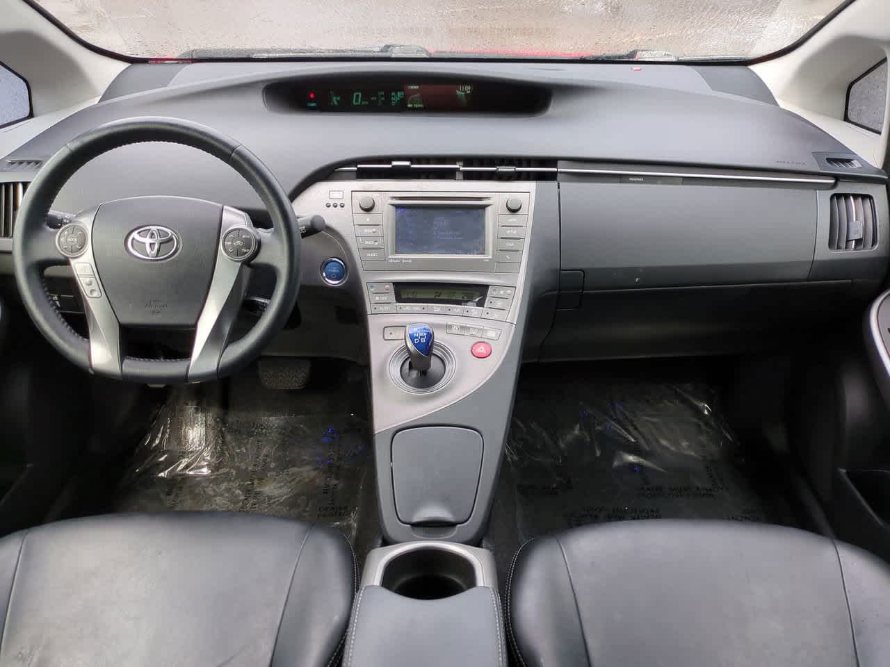 Thumbnail: 2015 Toyota Prius - 14
