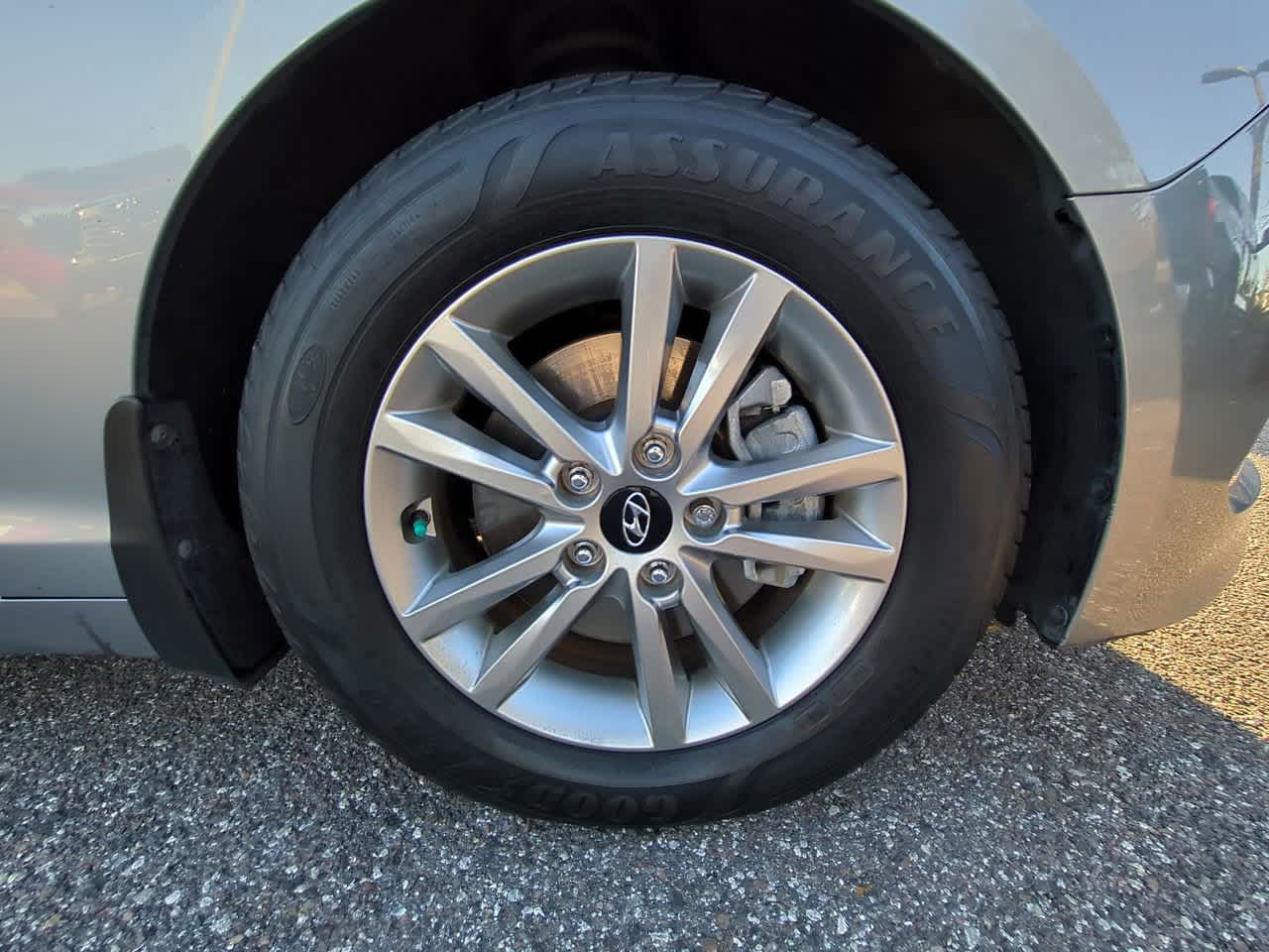 Thumbnail: 2015 Hyundai Sonata - 11