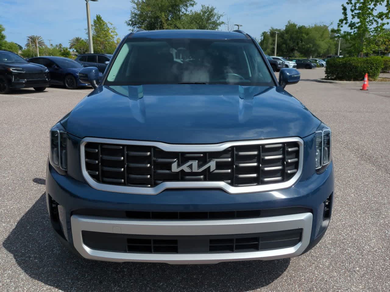 Thumbnail: 2025 Kia Telluride - 9