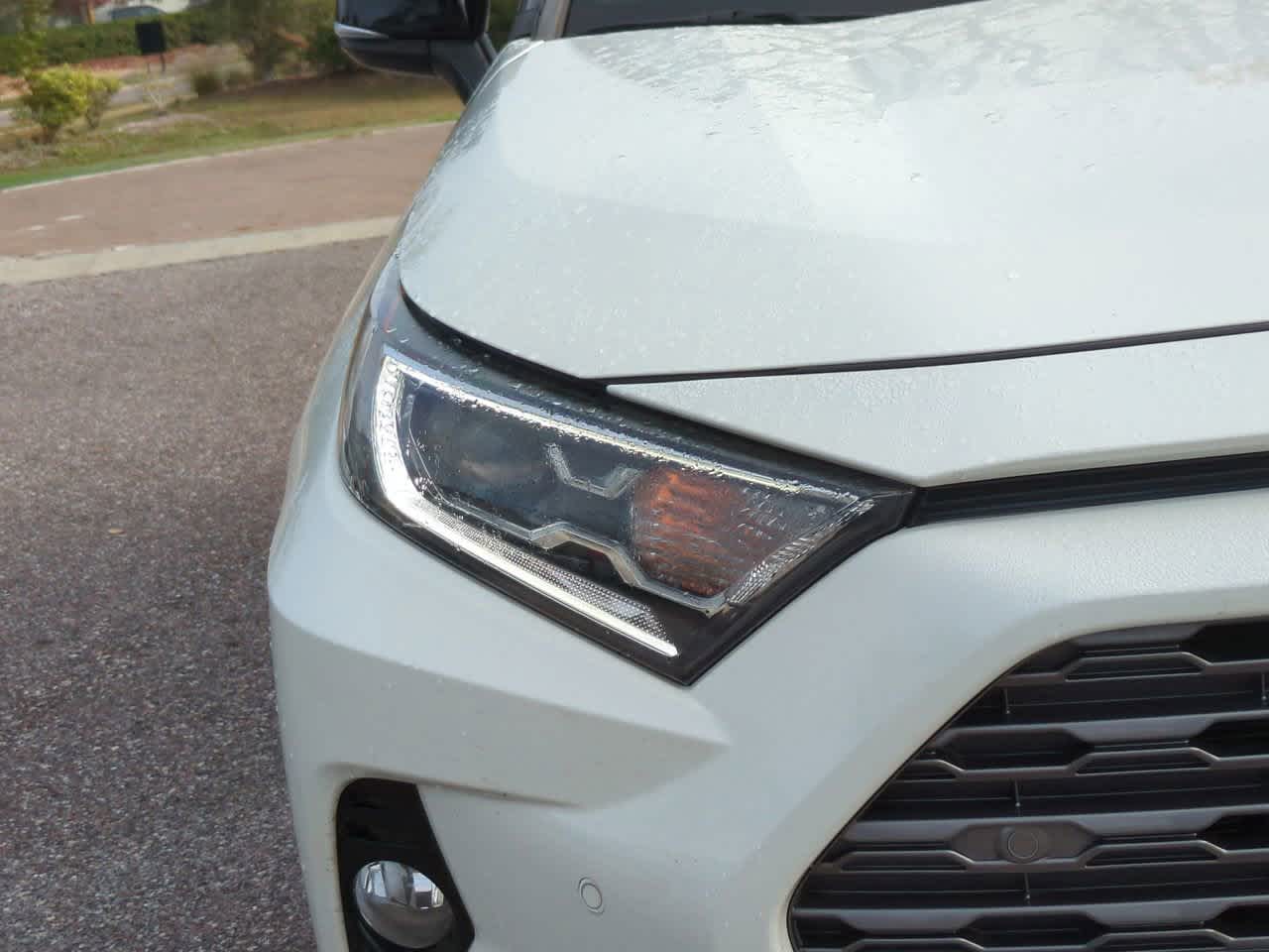 Thumbnail: 2020 Toyota RAV4 - 10