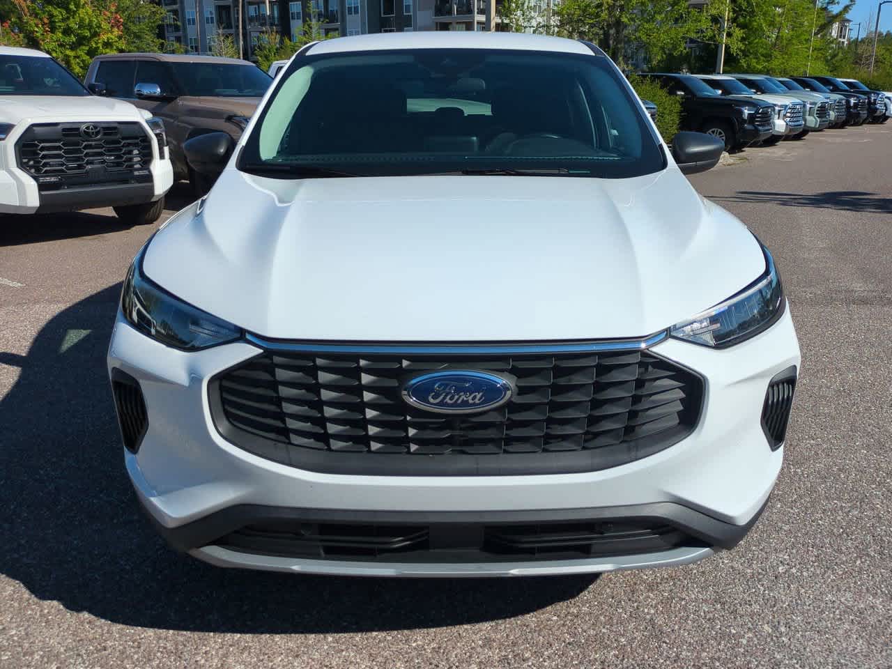 Thumbnail: 2025 Ford Escape - 9