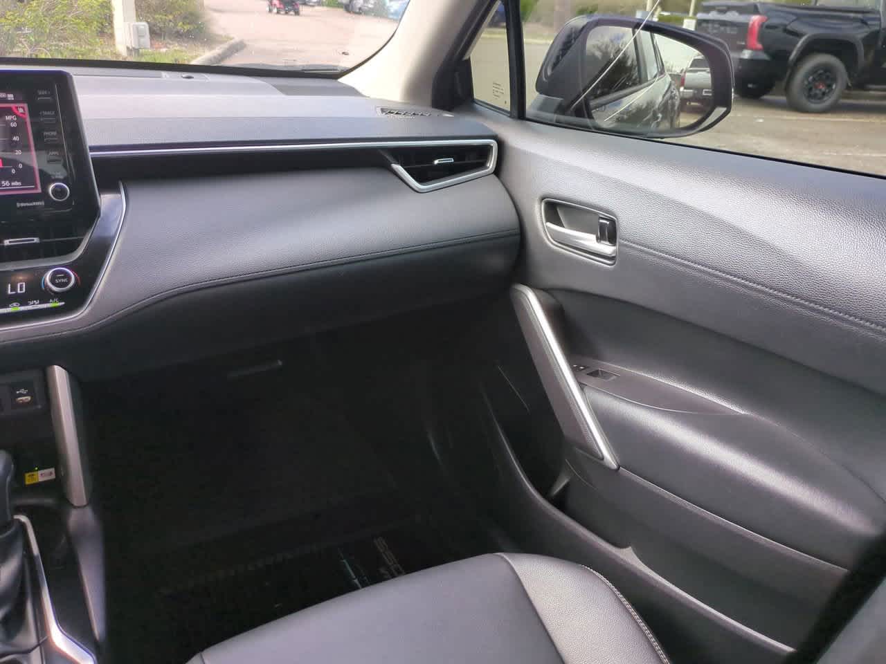 Thumbnail: 2022 Toyota Corolla Cross - 16