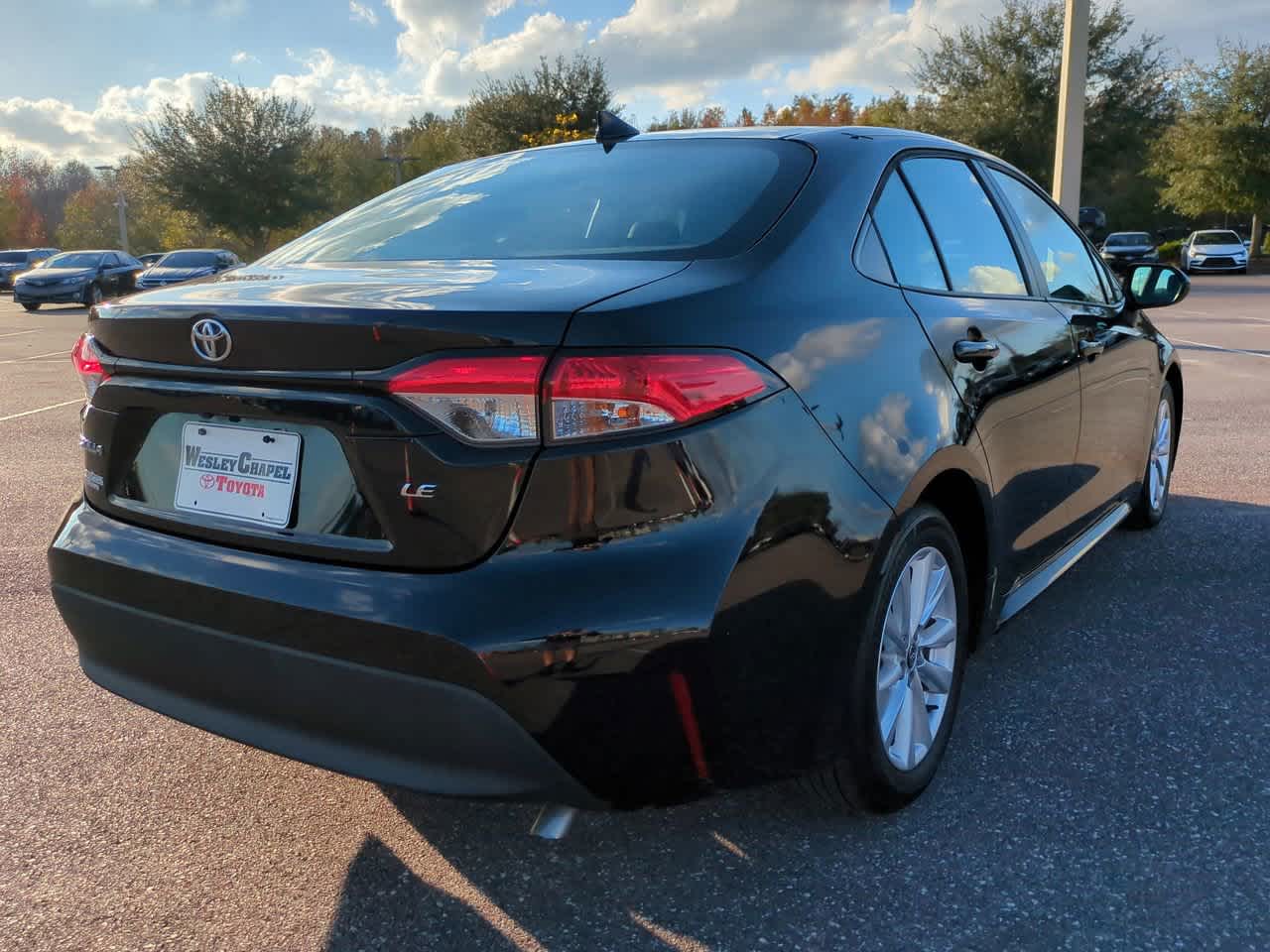 Thumbnail: 2023 Toyota Corolla - 6