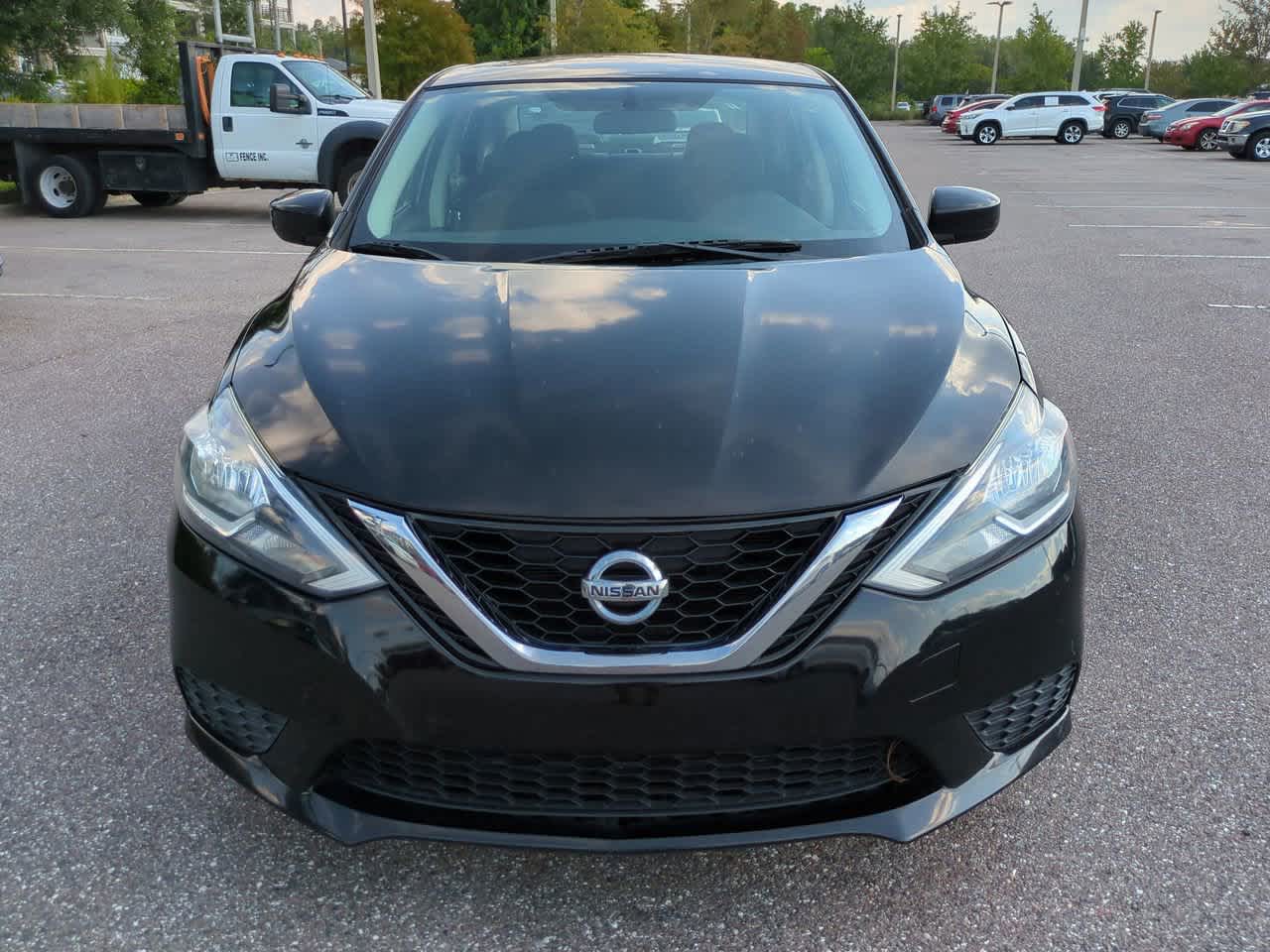 Thumbnail: 2017 Nissan Sentra - 9