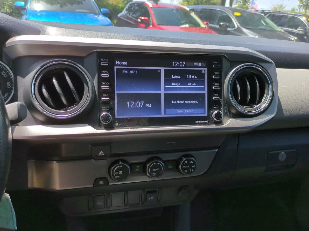 Thumbnail: 2021 Toyota Tacoma - 16