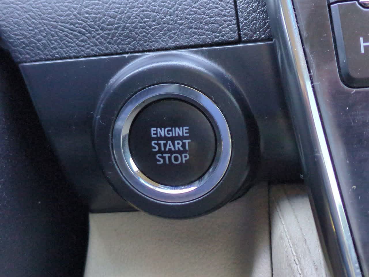 Thumbnail: 2014 Toyota Camry - 25