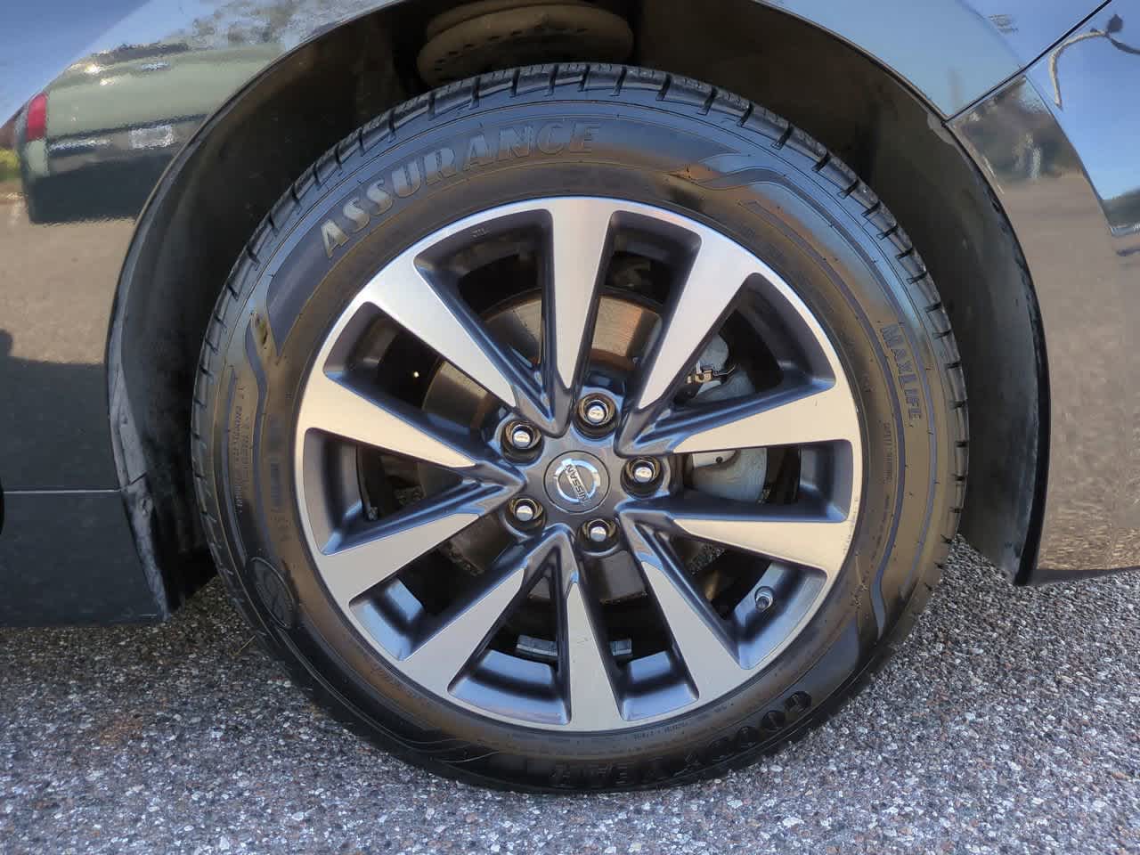 Thumbnail: 2017 Nissan Altima - 11