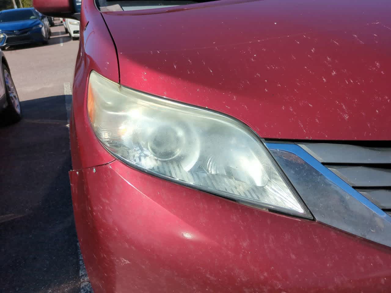 Thumbnail: 2014 Toyota Sienna - 8