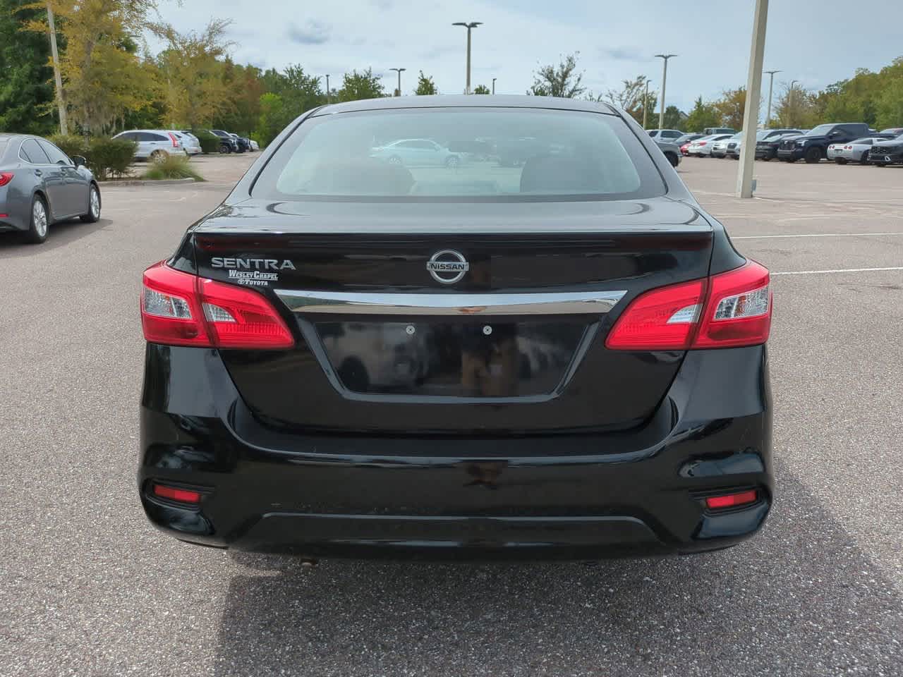 Thumbnail: 2017 Nissan Sentra - 5