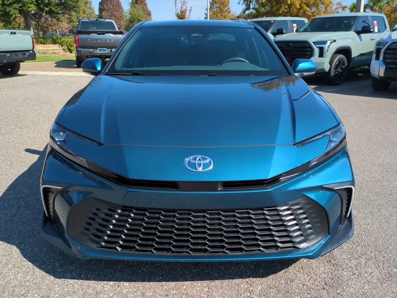 Thumbnail: 2025 Toyota Camry - 9